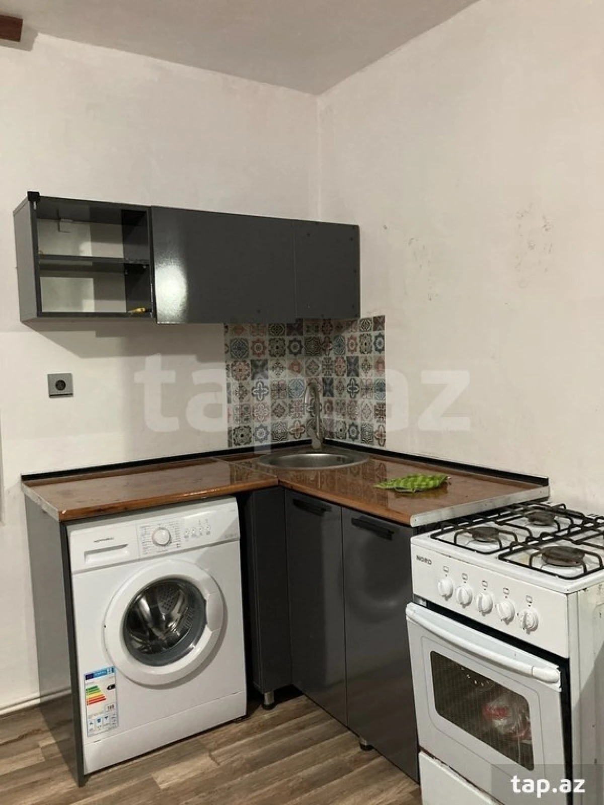 Kirayə verilir 1 otaqlı həyət evi