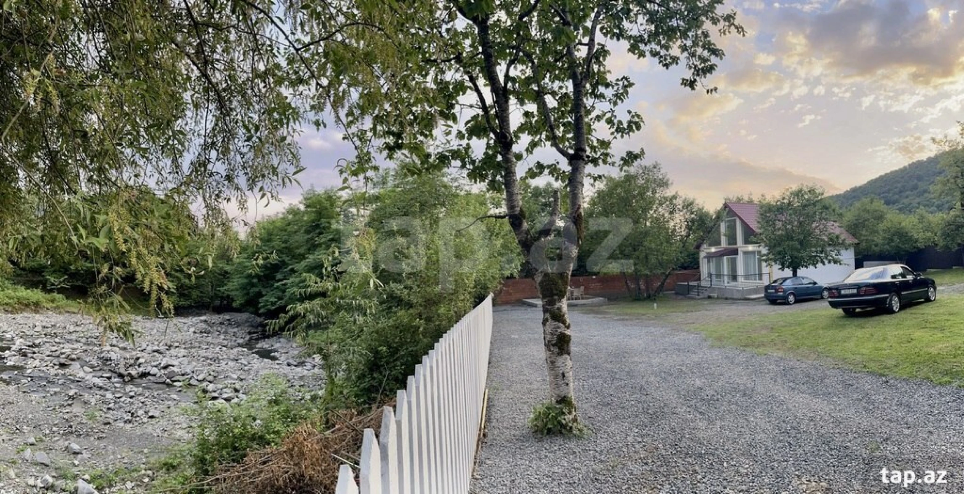 Kirayə verilir 4 otaqlı həyət evi