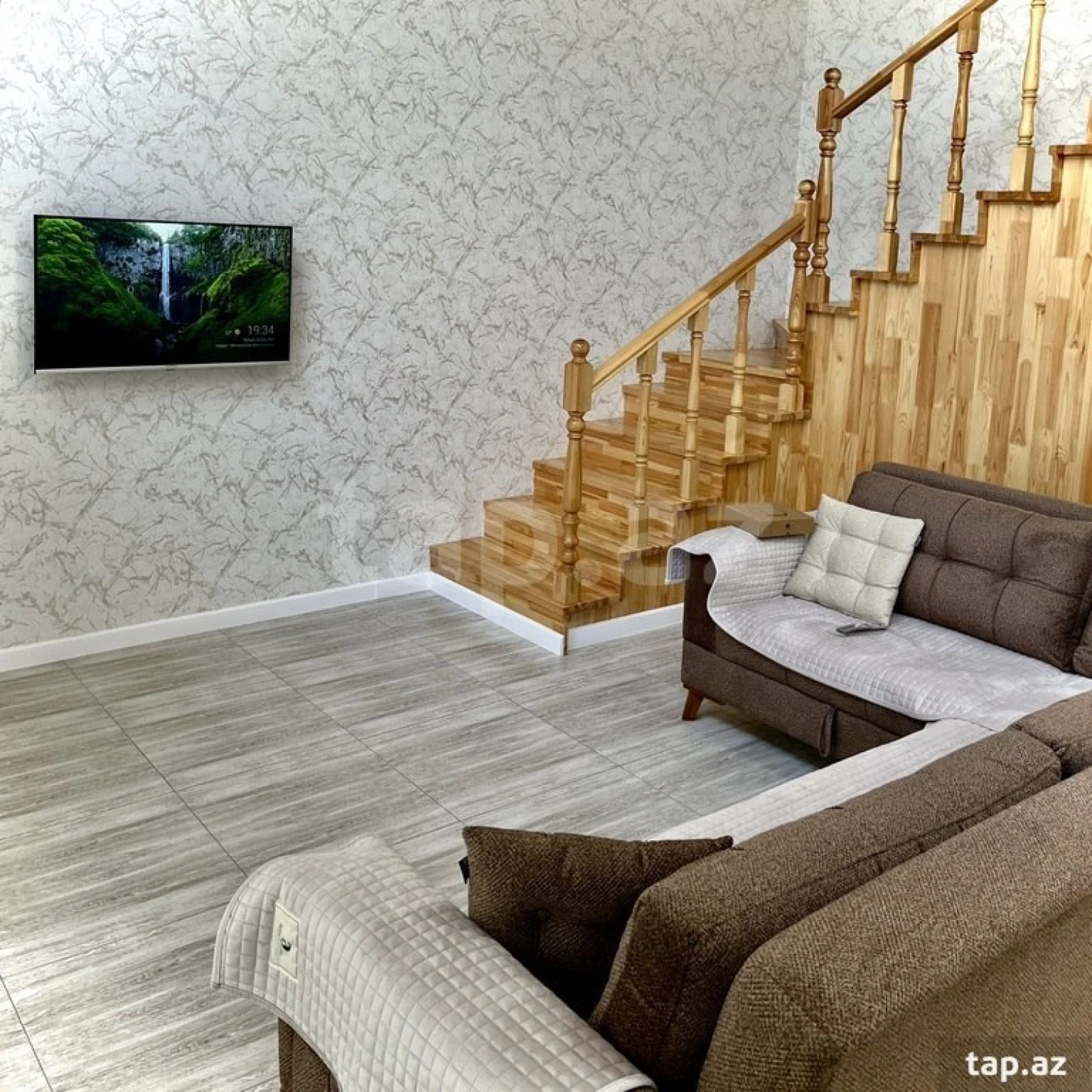 Kirayə verilir 4 otaqlı həyət evi