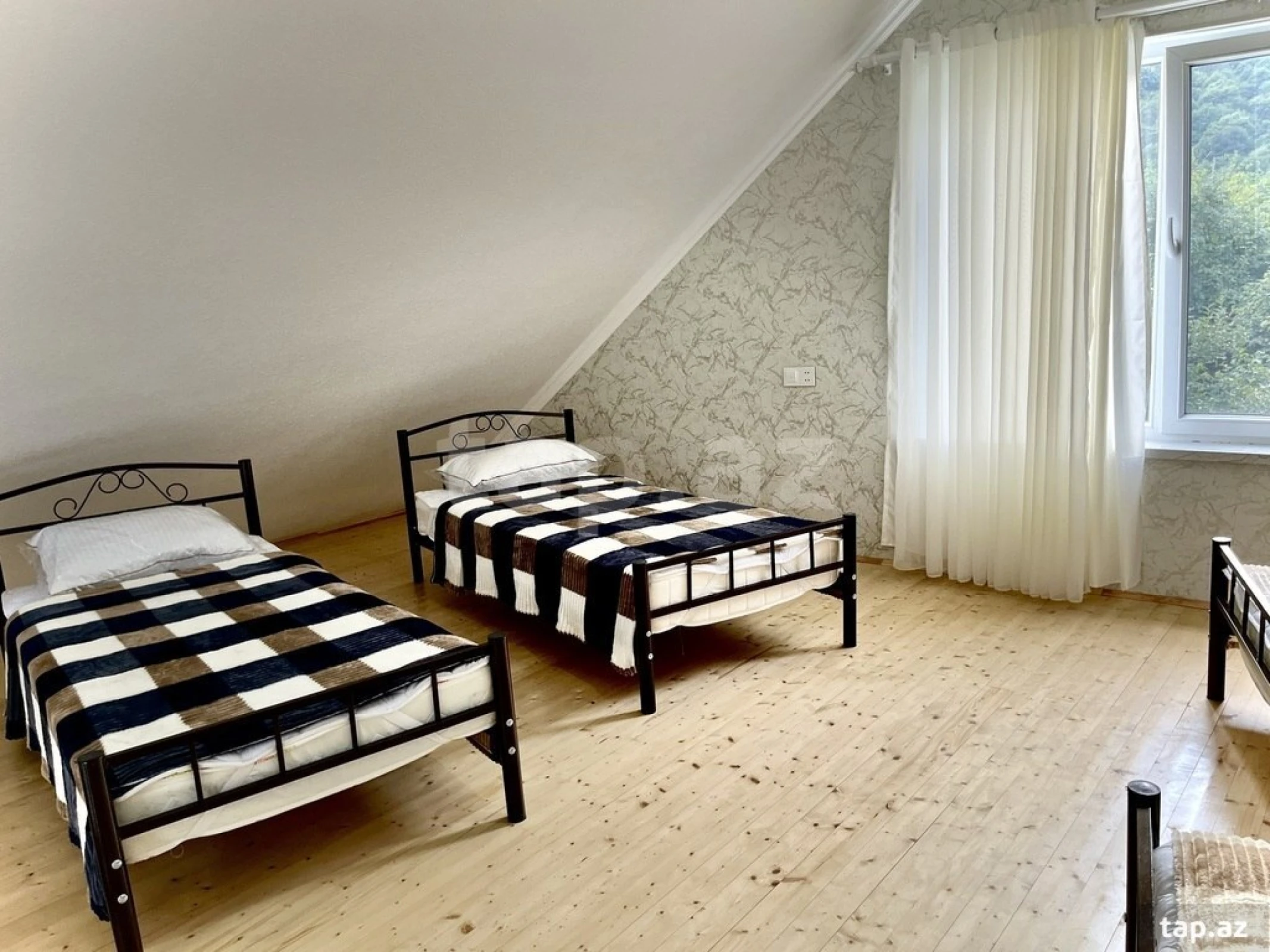 Kirayə verilir 4 otaqlı həyət evi