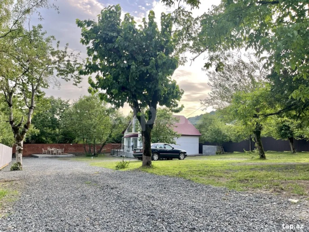 Kirayə verilir 4 otaqlı həyət evi