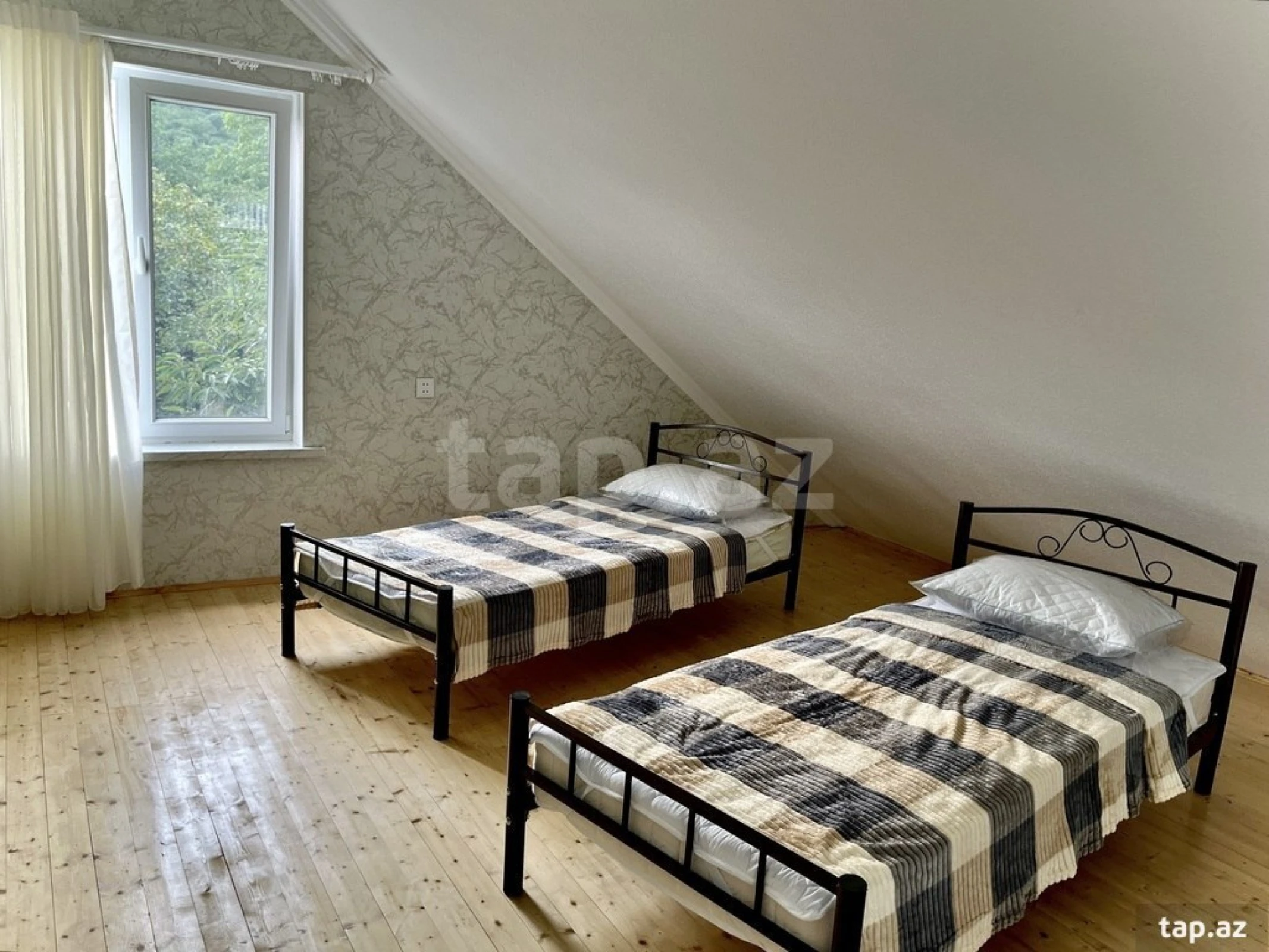 Kirayə verilir 4 otaqlı həyət evi