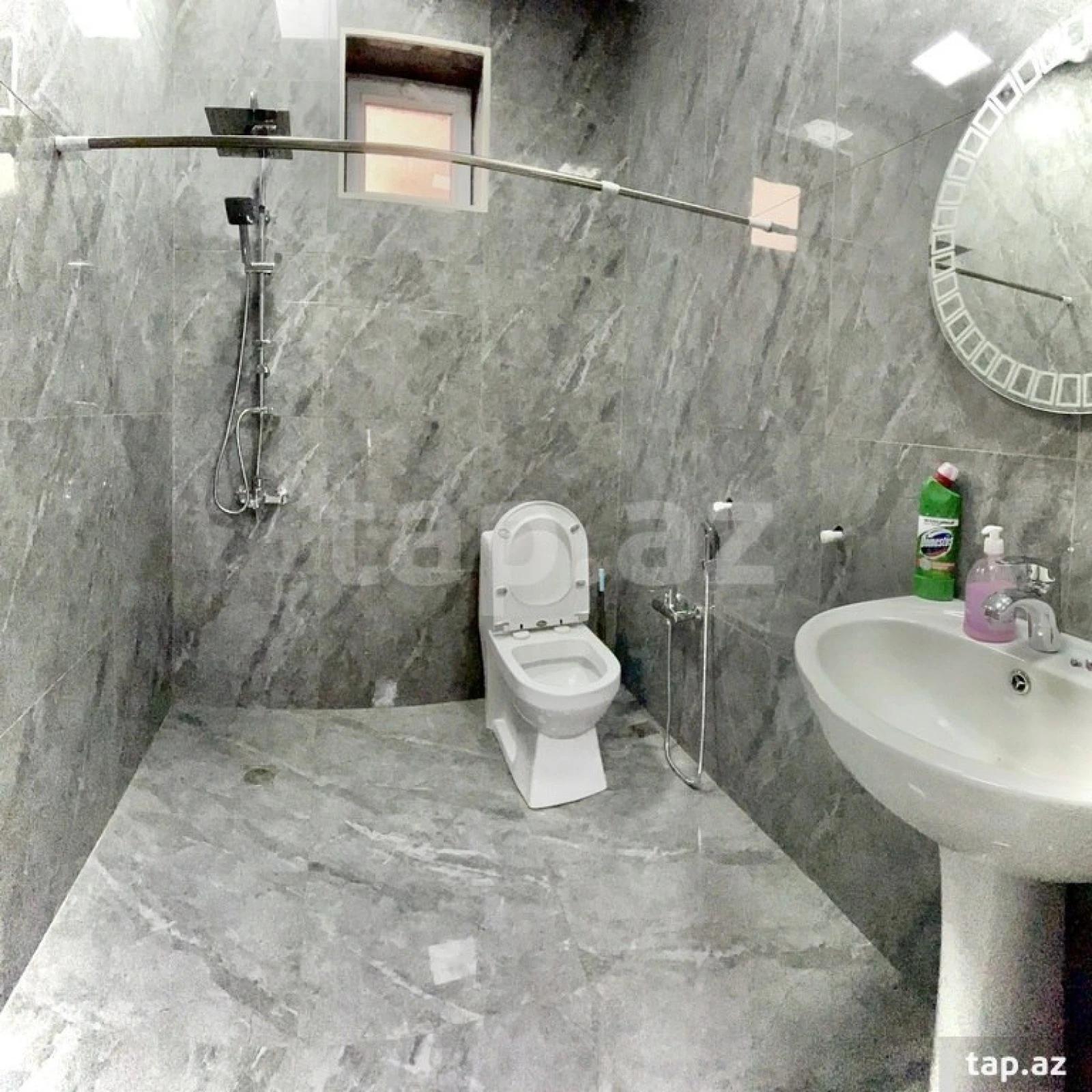 Kirayə verilir 4 otaqlı həyət evi