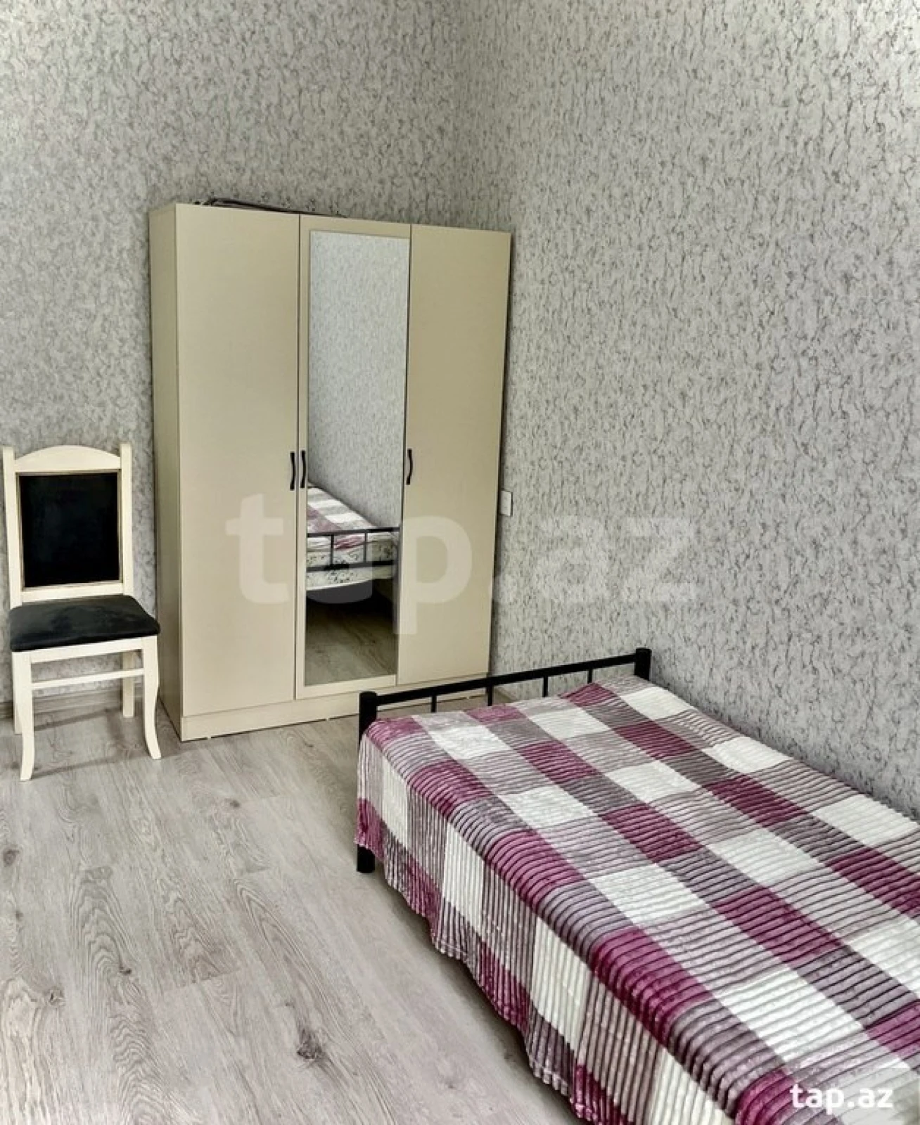 Kirayə verilir 4 otaqlı həyət evi