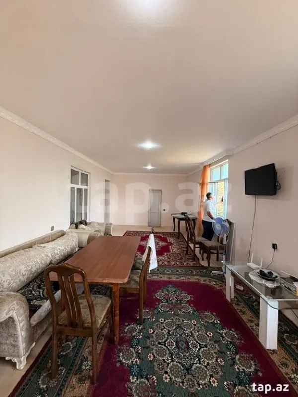 Satılır 3 otaqlı həyət evi 156 m²