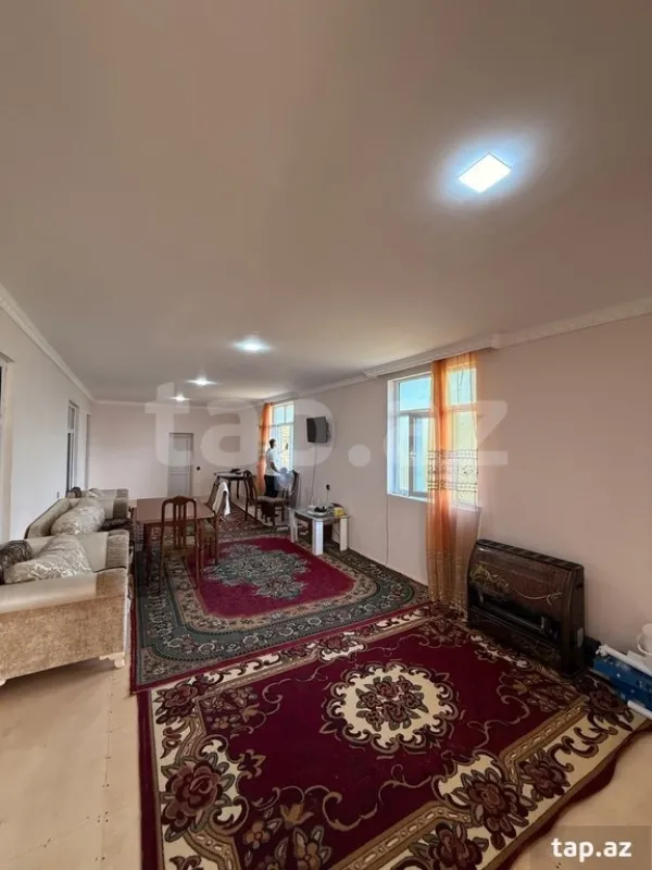 Satılır 3 otaqlı həyət evi 156 m²