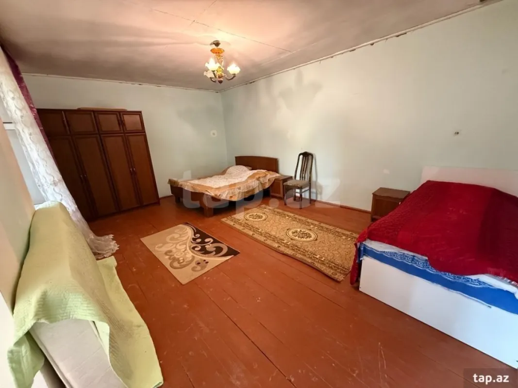 Satılır 3 otaqlı həyət evi 156 m²