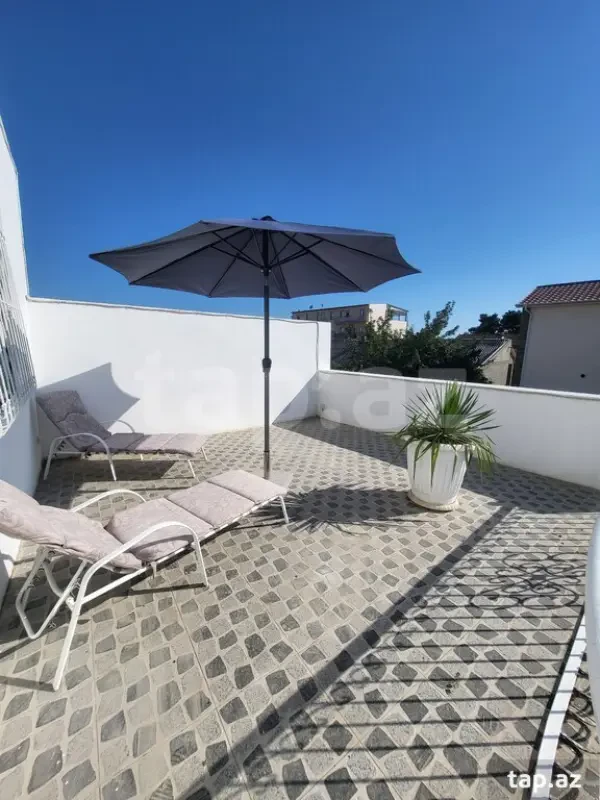 Kirayə verilir 6 otaqlı həyət evi 330 m²