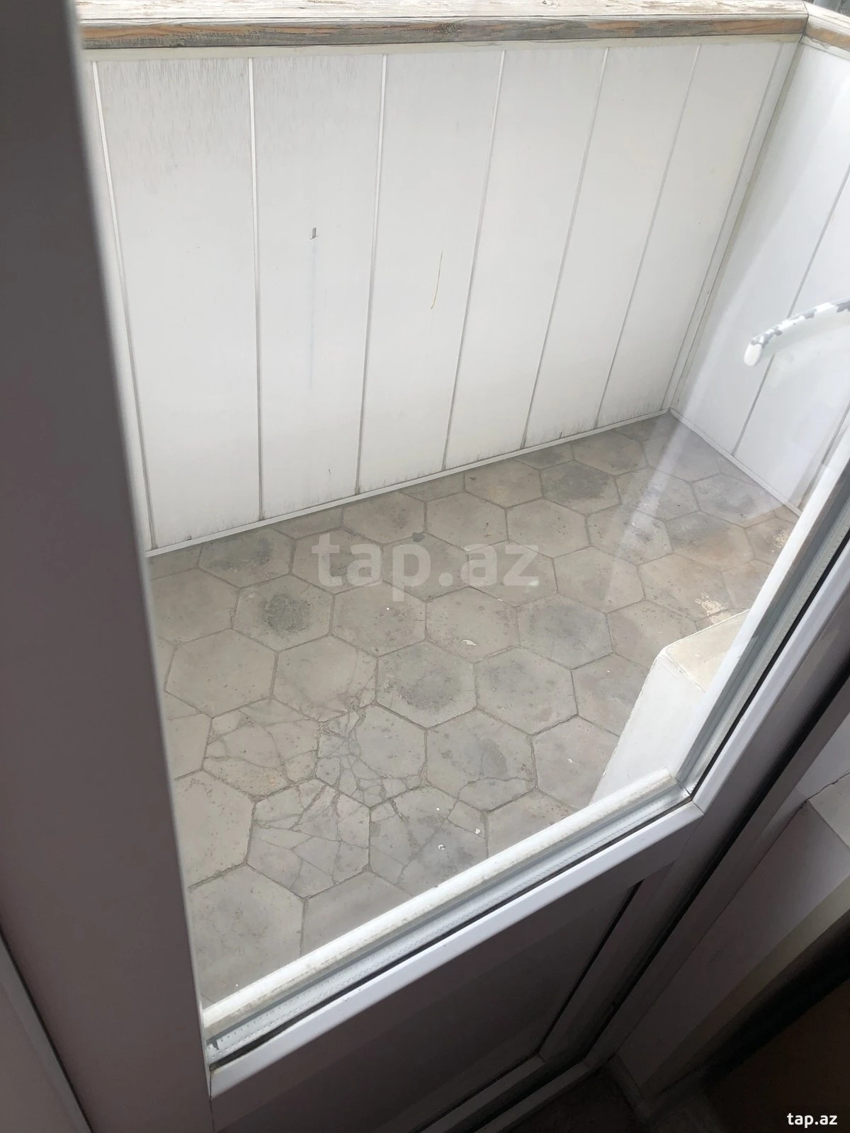 Satılır 3 otaqlı mənzil 70 m²