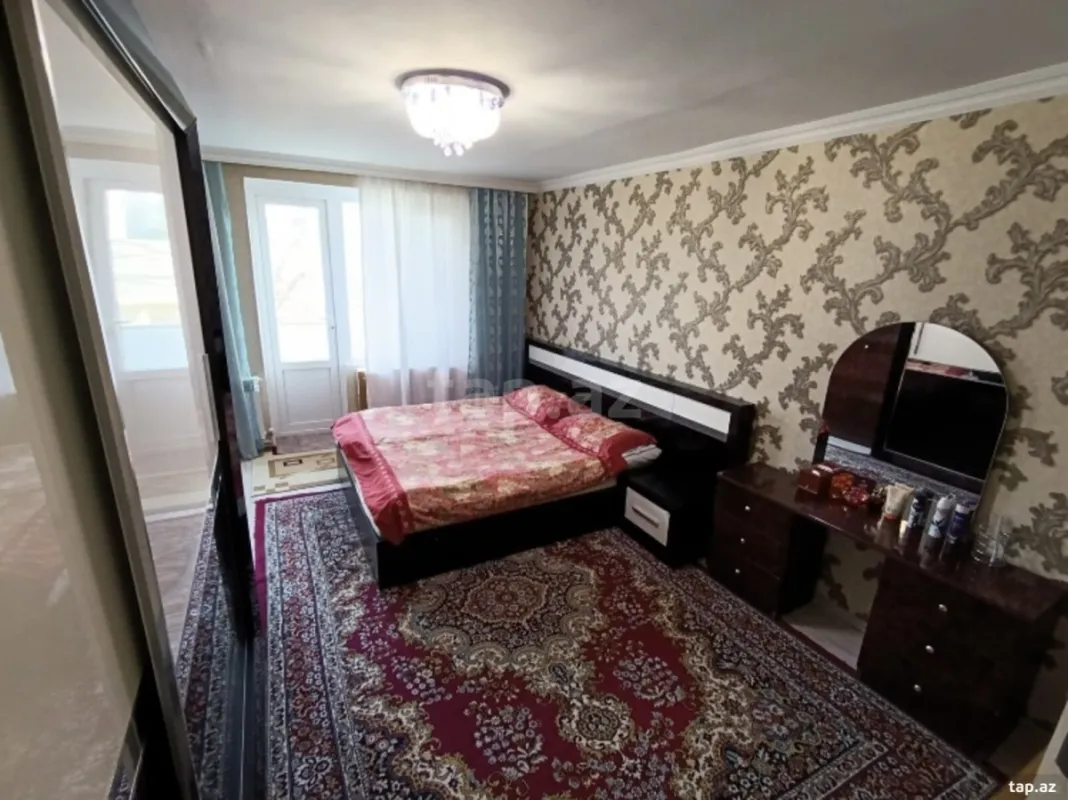 Satılır 3 otaqlı mənzil 70 m²