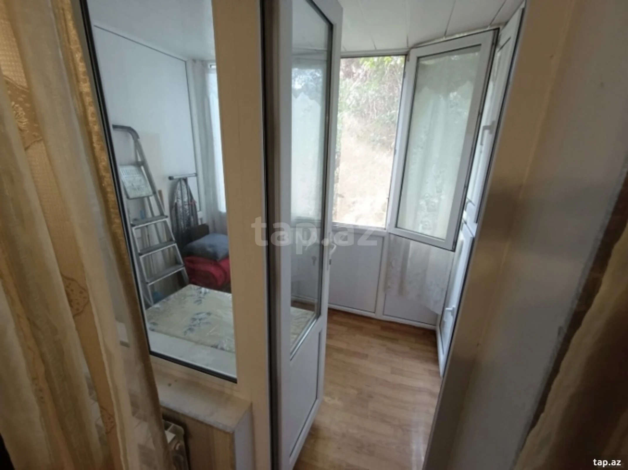 Satılır 3 otaqlı mənzil 70 m²