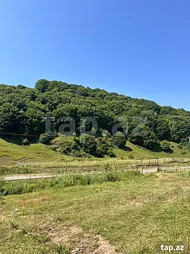 Kirayə verilir 3 otaqlı həyət evi