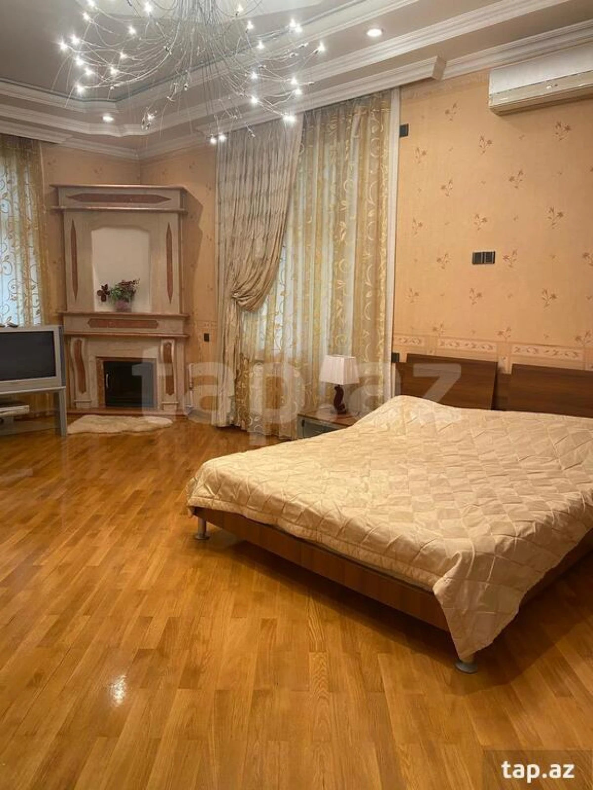 Satılır 7 otaqlı həyət evi