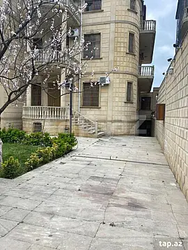 Satılır 7 otaqlı həyət evi