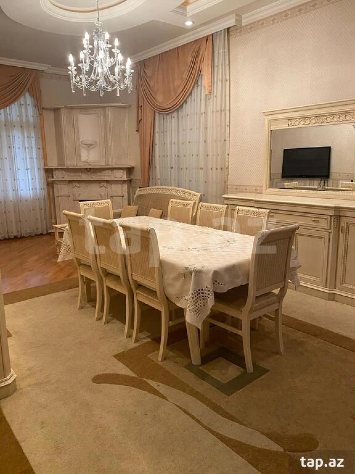 Satılır 7 otaqlı həyət evi