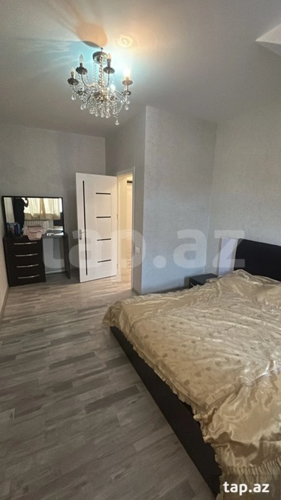 Kirayə verilir 2 otaqlı yeni tikili 60 m²