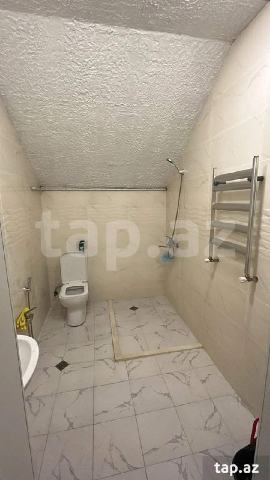 Kirayə verilir 2 otaqlı yeni tikili 60 m²