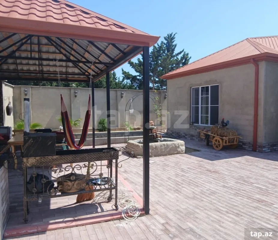 Satılır 4 otaqlı həyət evi