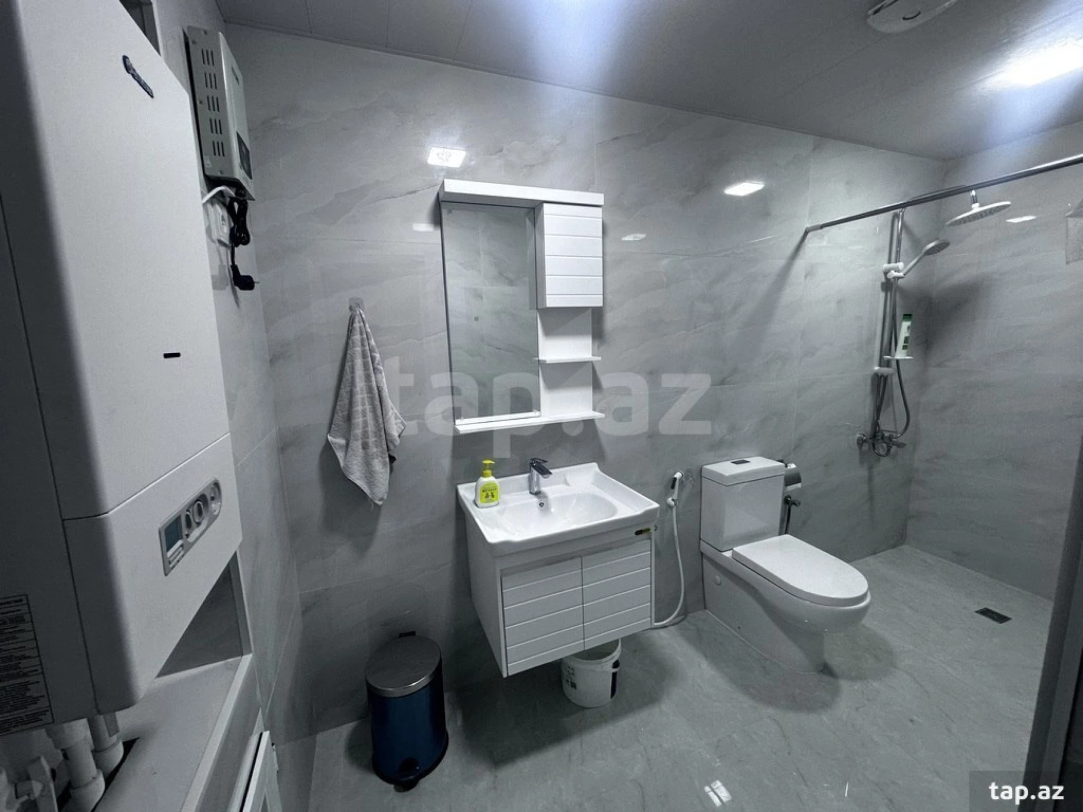 Satılır 3 otaqlı həyət evi