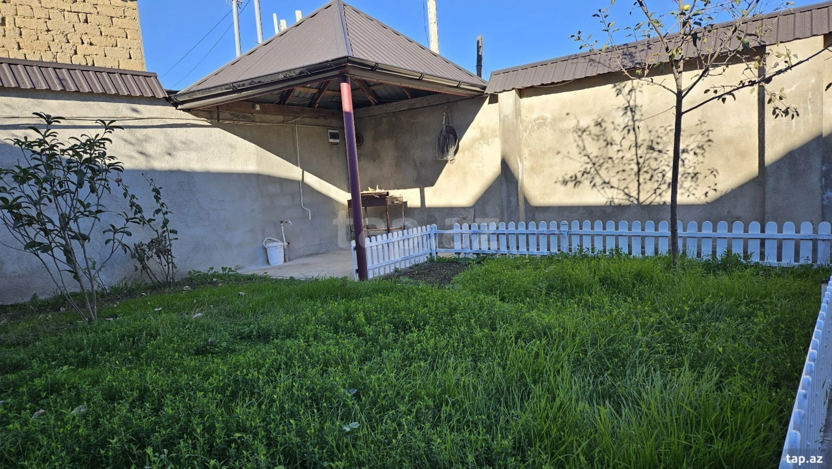 Kirayə verilir 3 otaqlı həyət evi