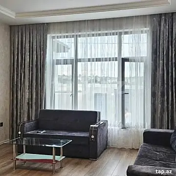 Kirayə verilir 3 otaqlı həyət evi