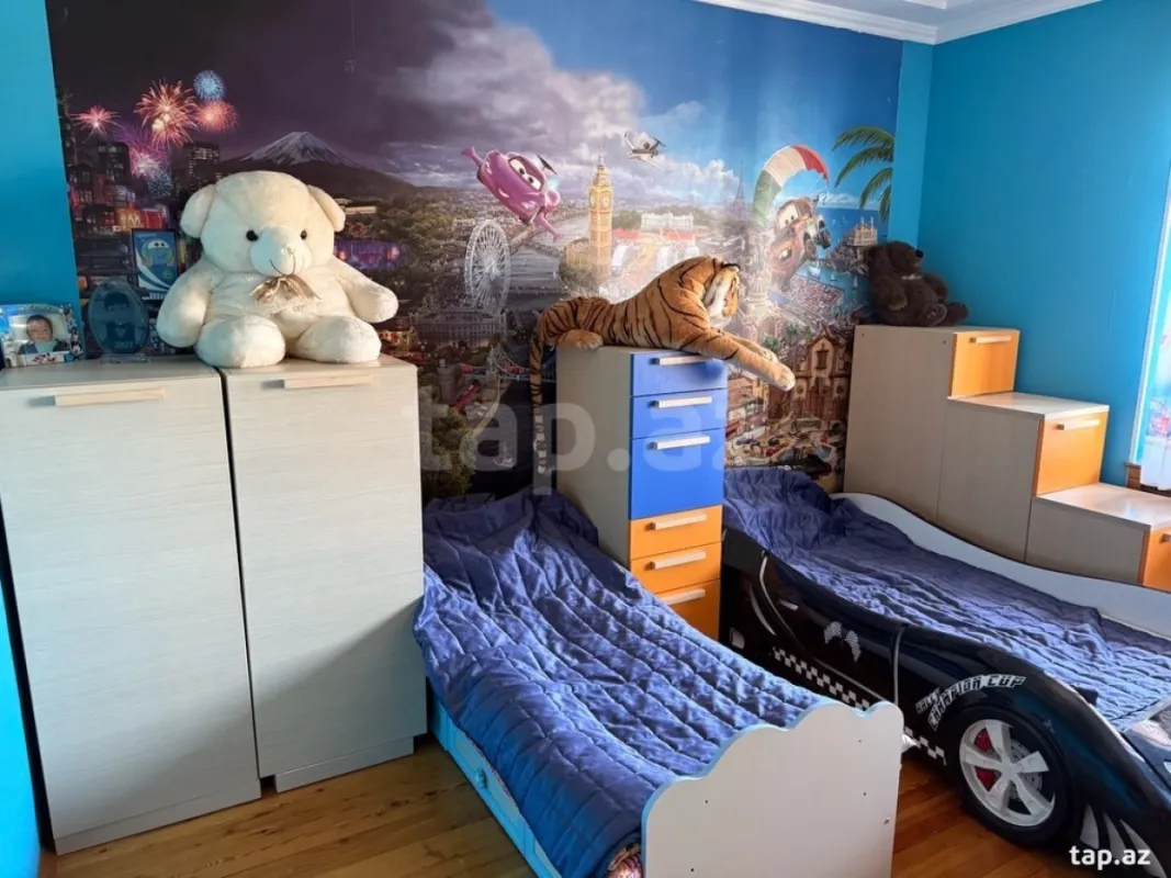 Satılır 6 otaqlı həyət evi