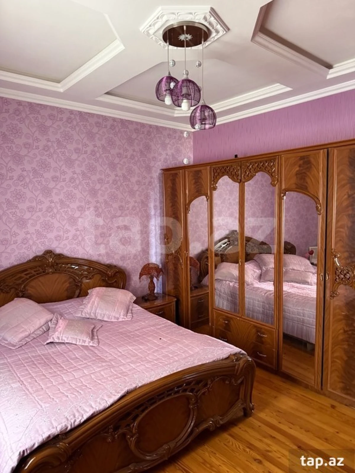 Satılır 6 otaqlı həyət evi