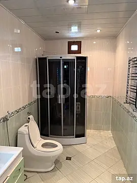 Satılır 6 otaqlı həyət evi