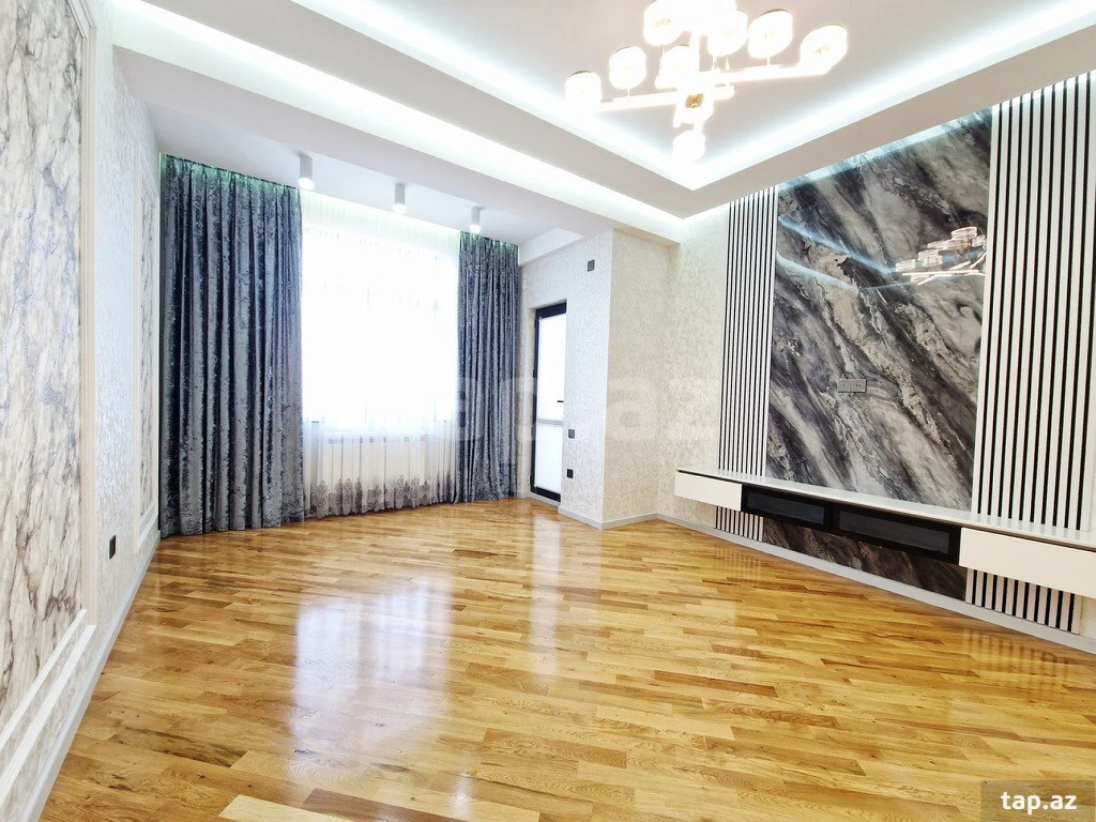 Satılır 2 otaqlı yeni tikili 85 m²