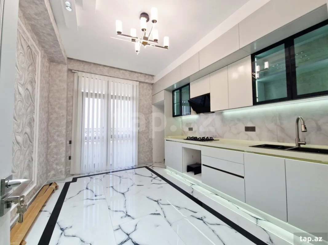 Satılır 2 otaqlı yeni tikili 85 m²