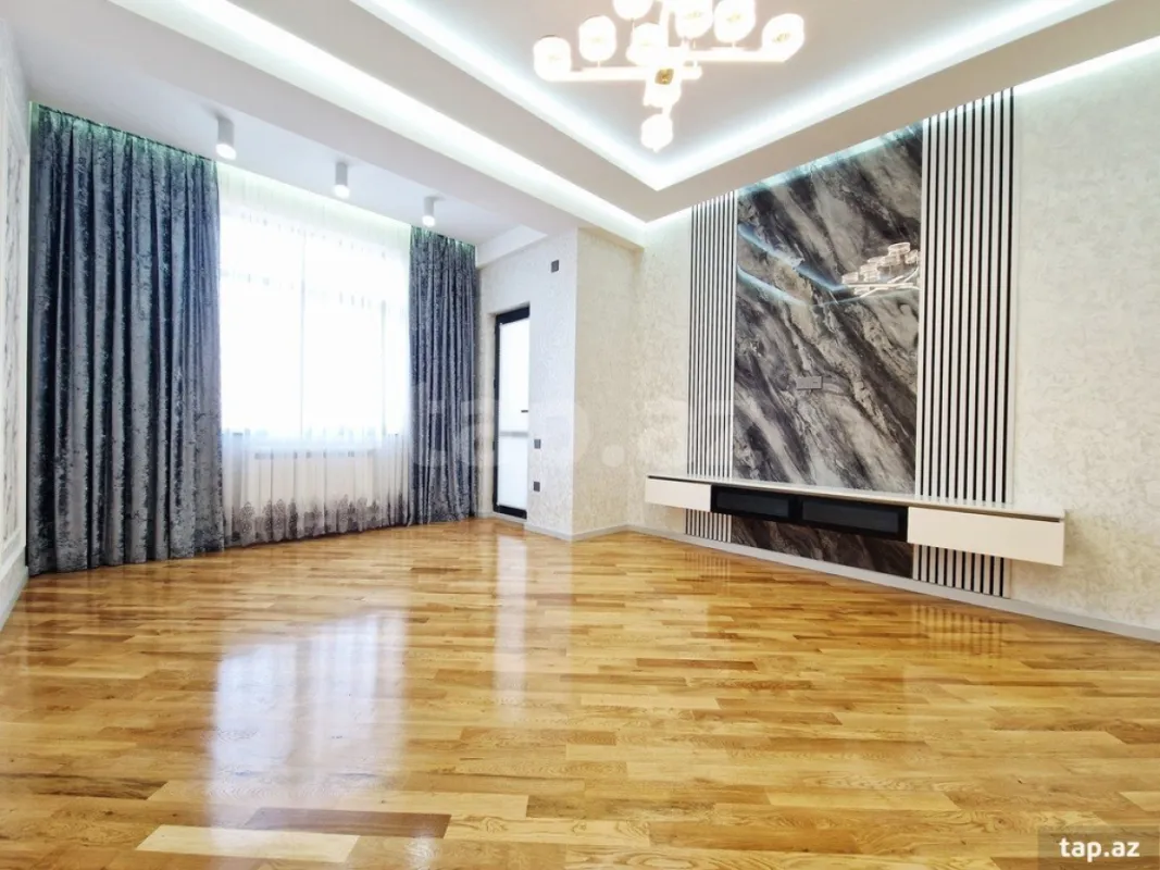 Satılır 2 otaqlı yeni tikili 85 m²