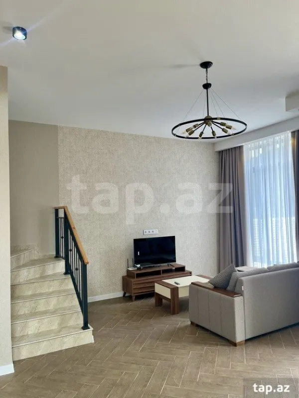 Kirayə verilir 4 otaqlı həyət evi