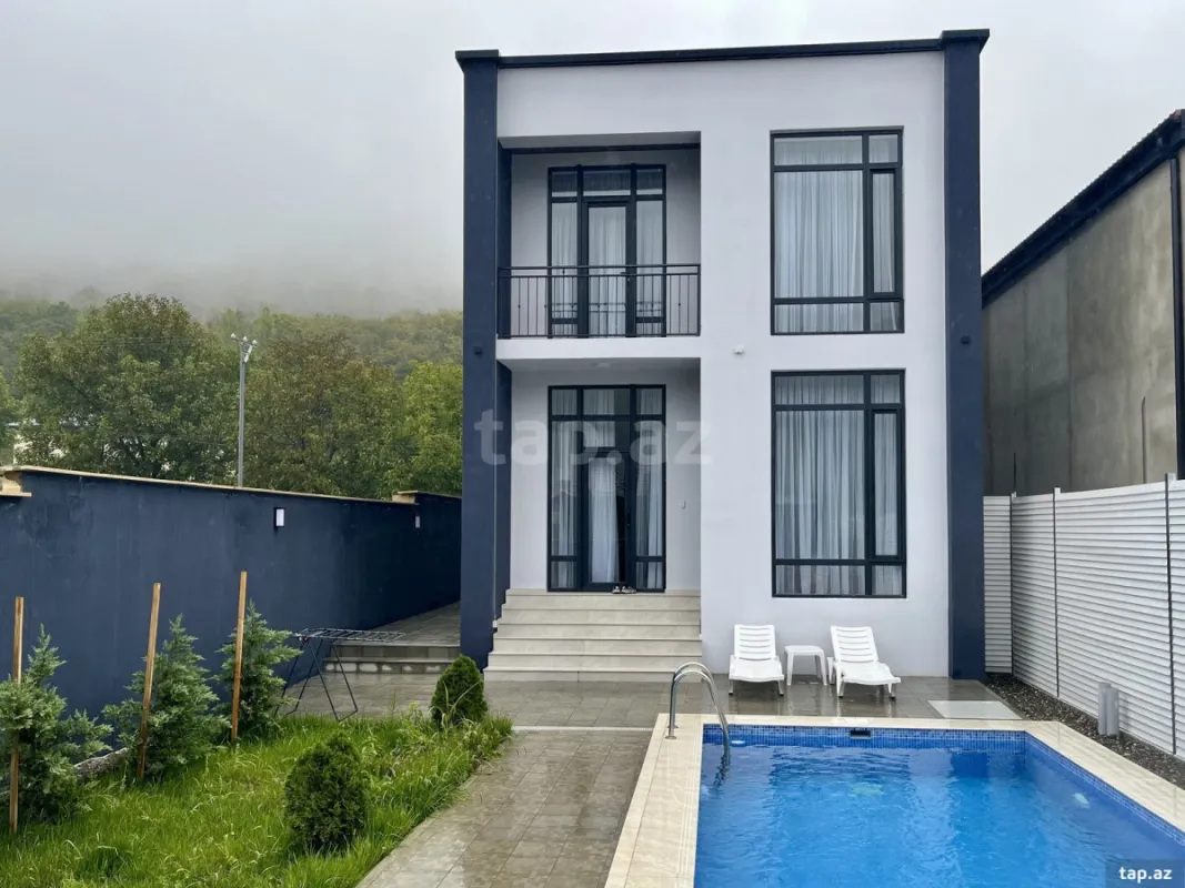 Kirayə verilir 4 otaqlı həyət evi