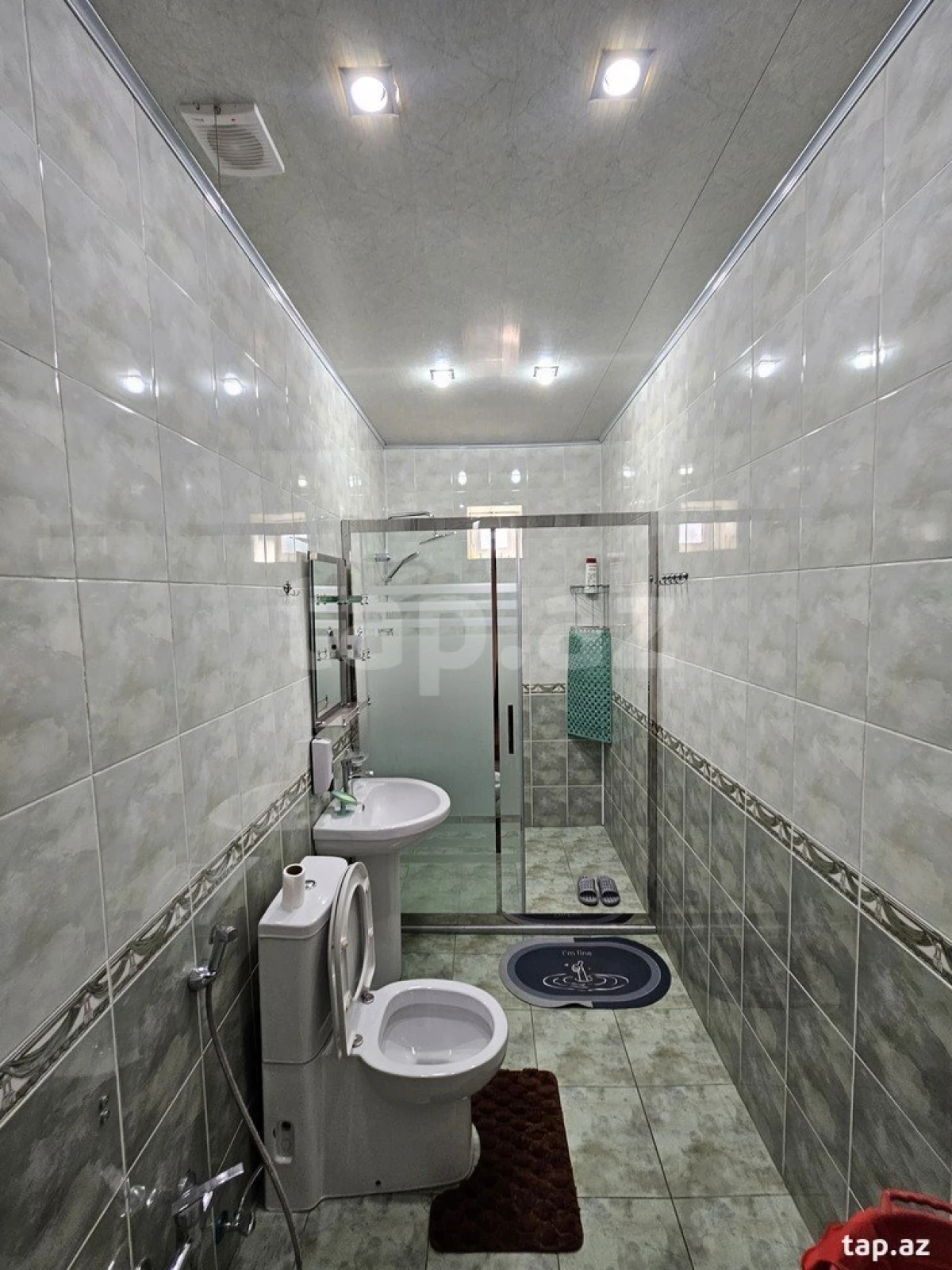 Kirayə verilir 3 otaqlı həyət evi