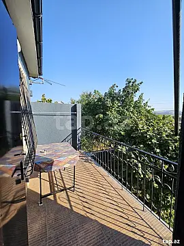 Kirayə verilir 3 otaqlı həyət evi