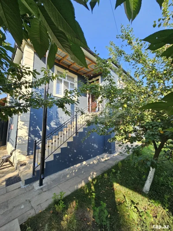 Kirayə verilir 3 otaqlı həyət evi