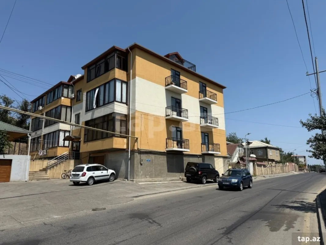 Satılır 3 otaqlı yeni tikili 82 m²