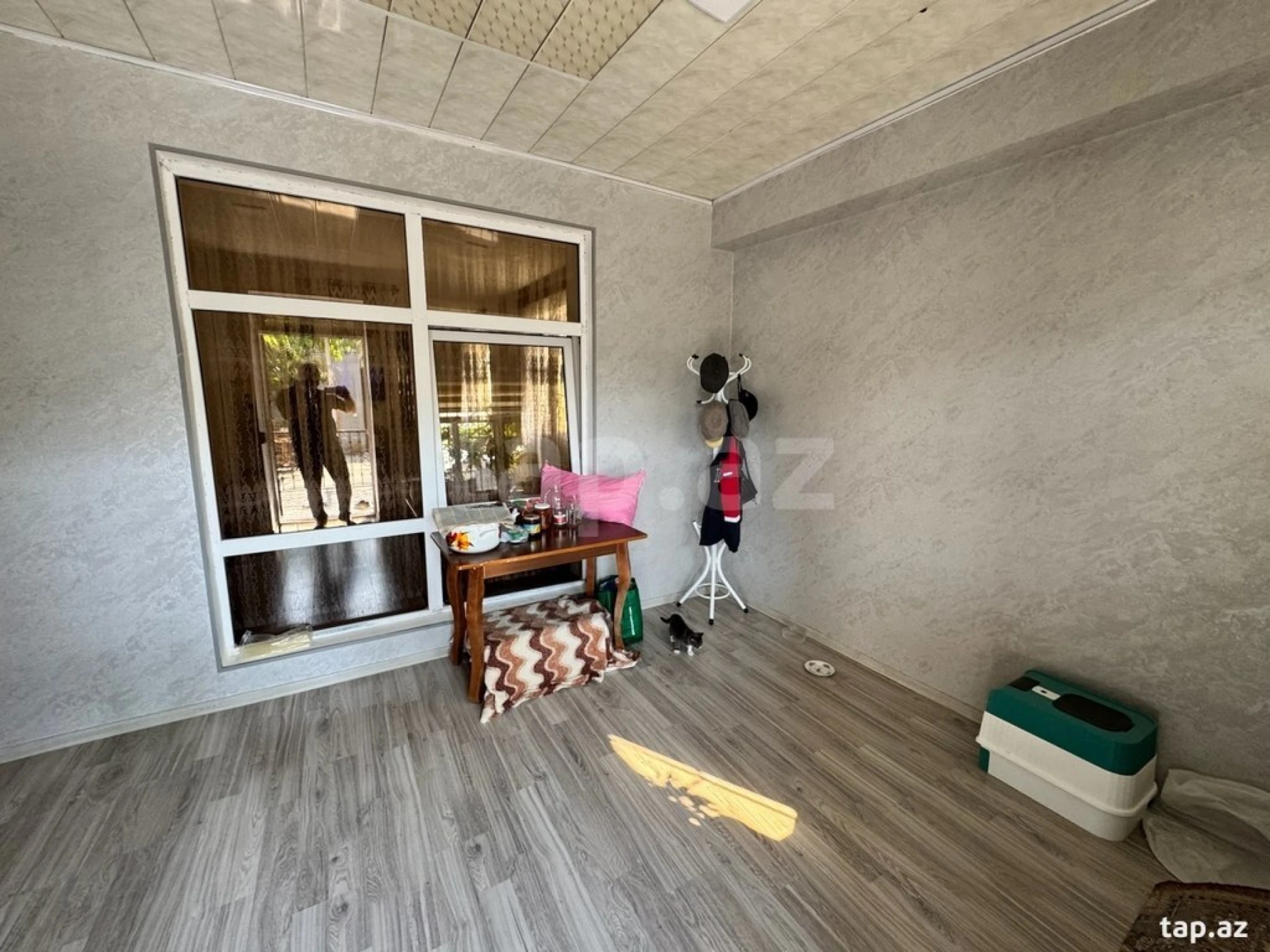 Satılır 6 otaqlı həyət evi