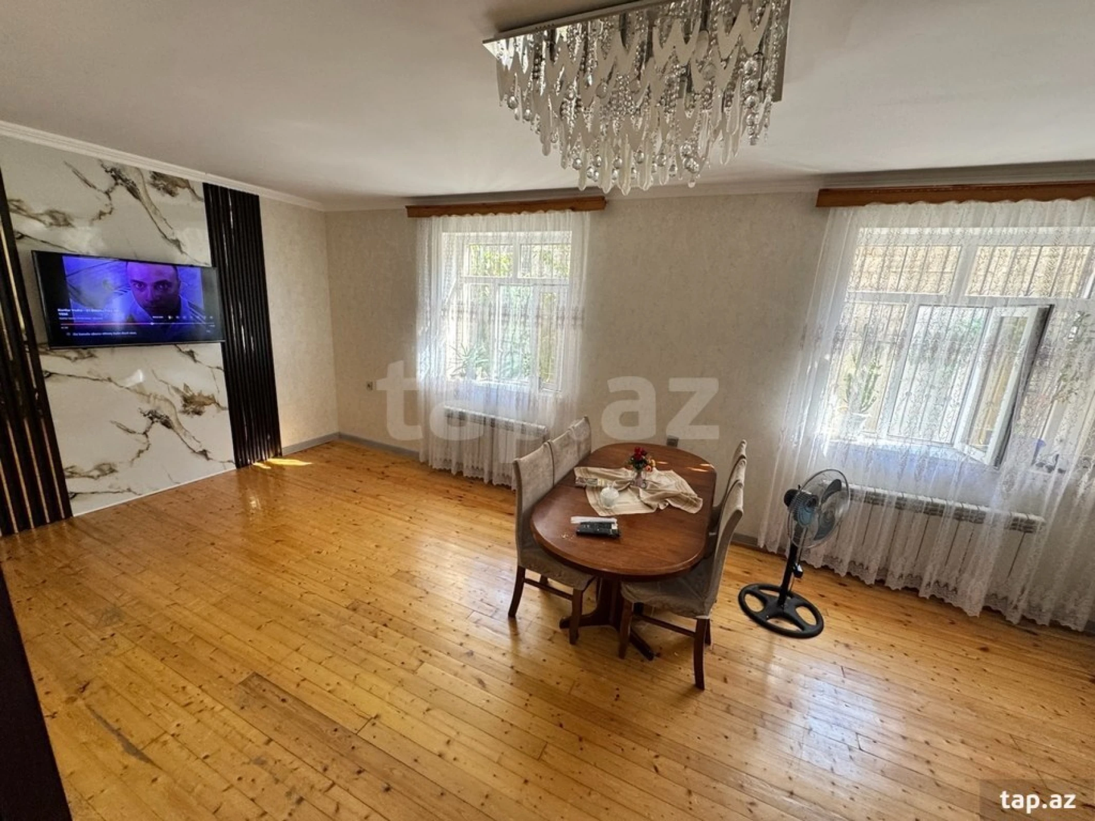 Satılır 6 otaqlı həyət evi