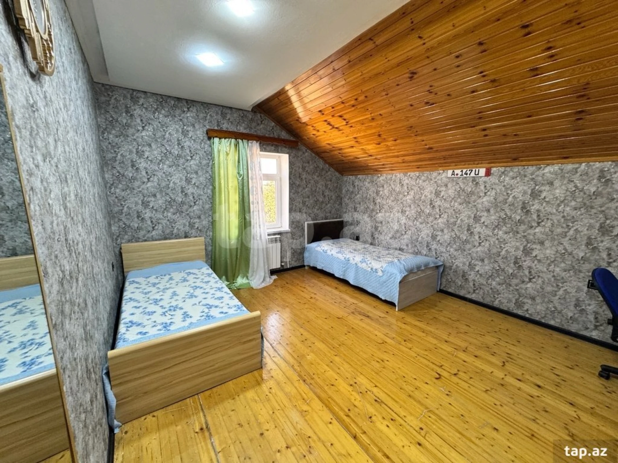 Satılır 6 otaqlı həyət evi