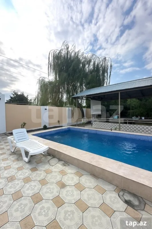 Kirayə verilir 4 otaqlı həyət evi