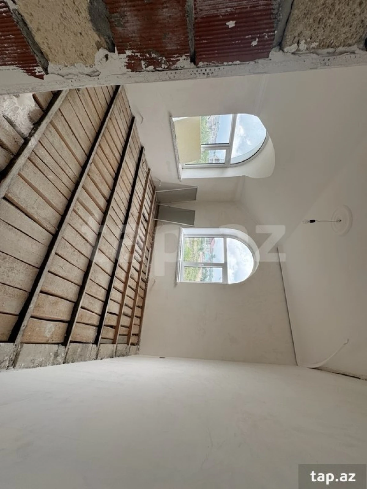 Satılır 3 otaqlı həyət evi