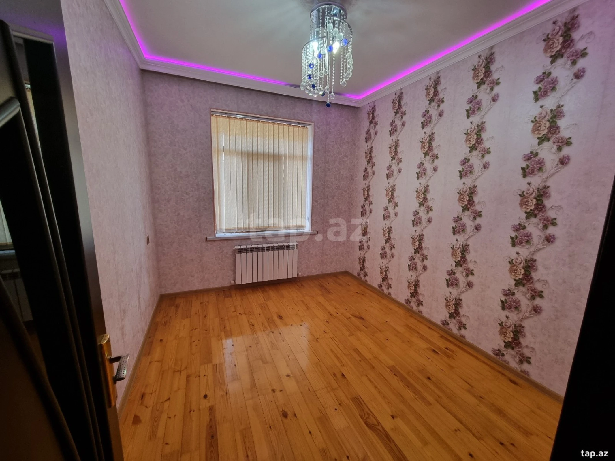 Satılır 5 otaqlı həyət evi