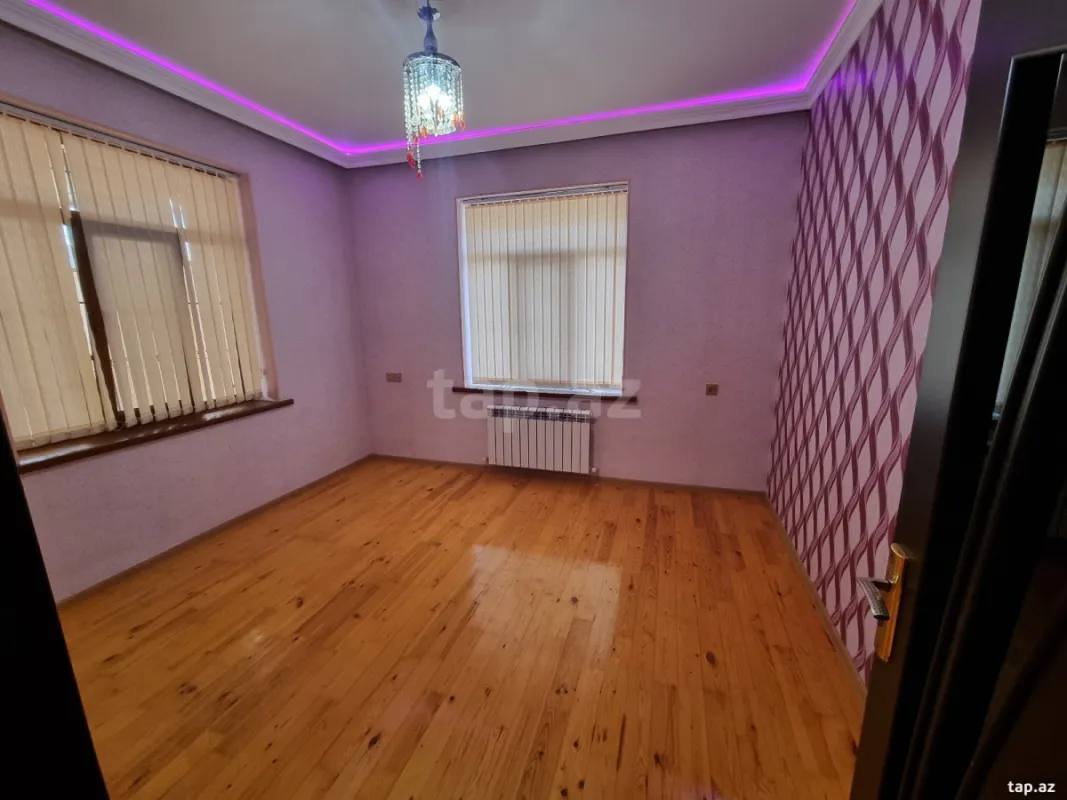 Satılır 5 otaqlı həyət evi