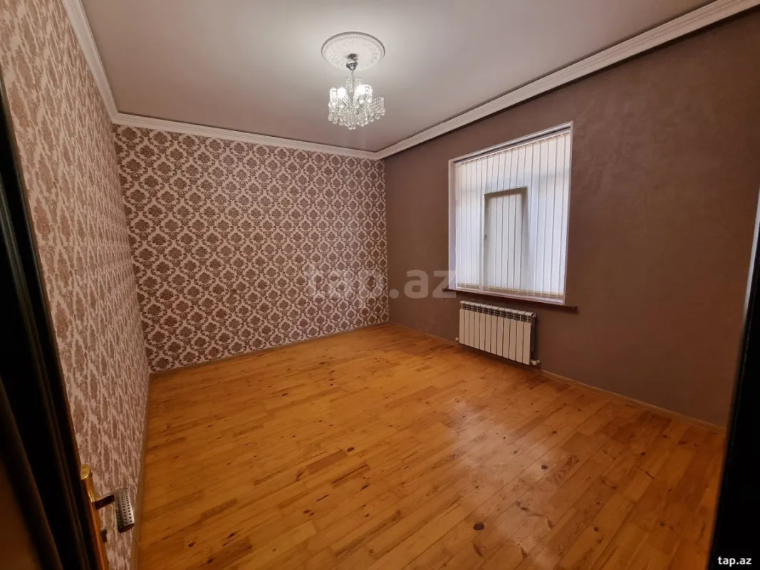 Satılır 5 otaqlı həyət evi