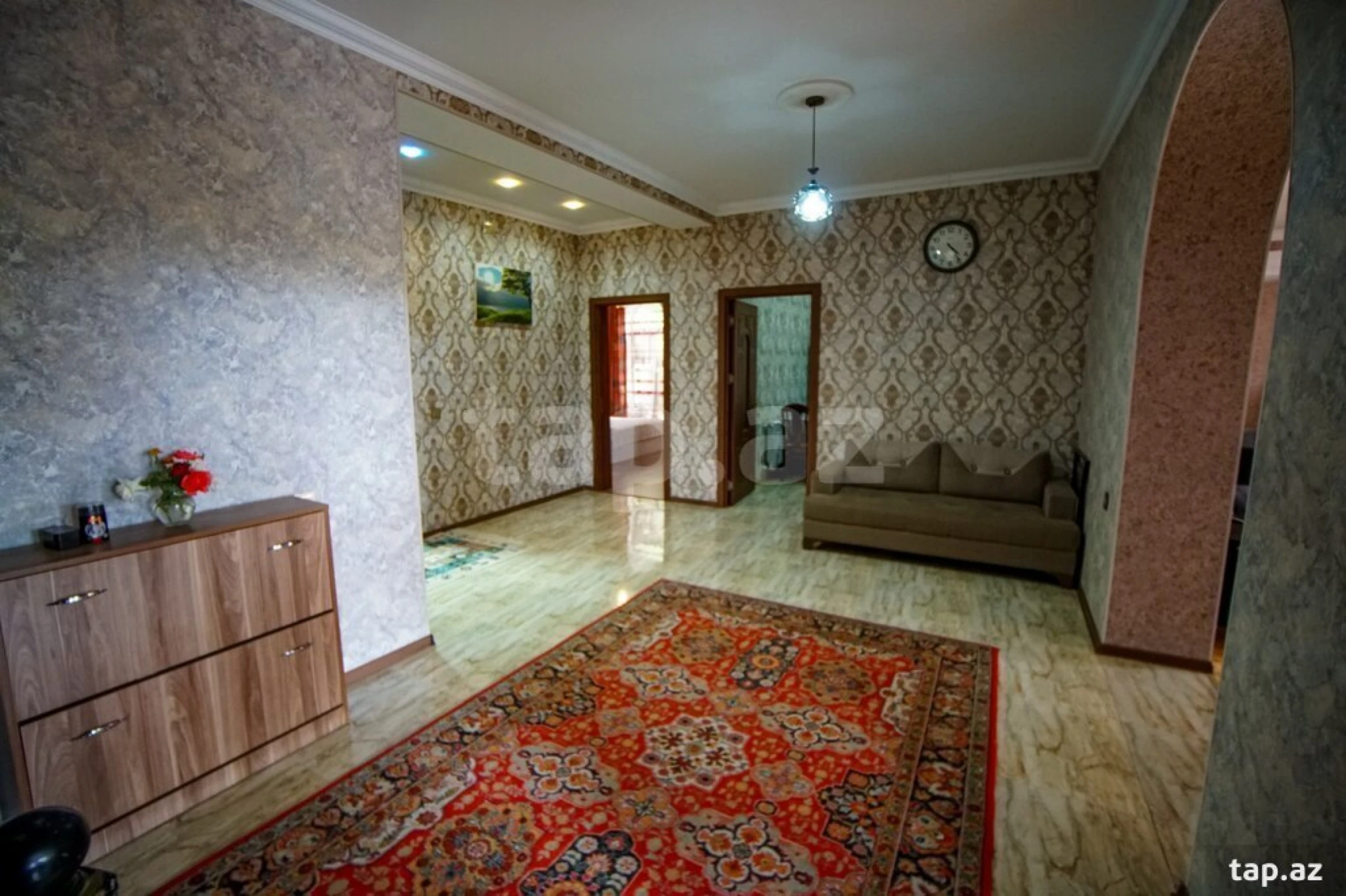 Kirayə verilir 3 otaqlı həyət evi