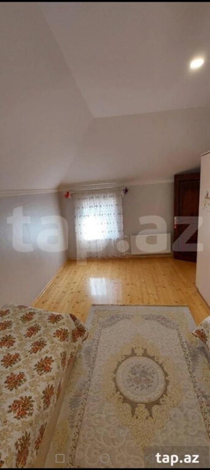 Satılır 5 otaqlı həyət evi