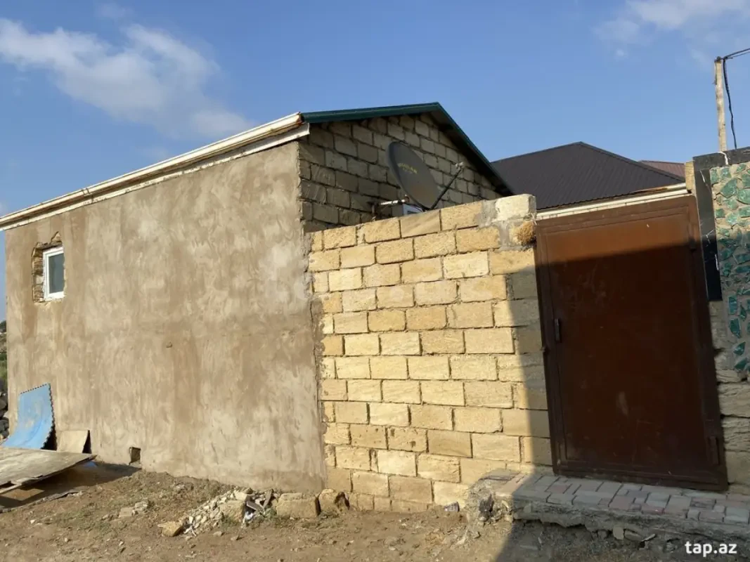 Satılır 1 otaqlı həyət evi 50 m²