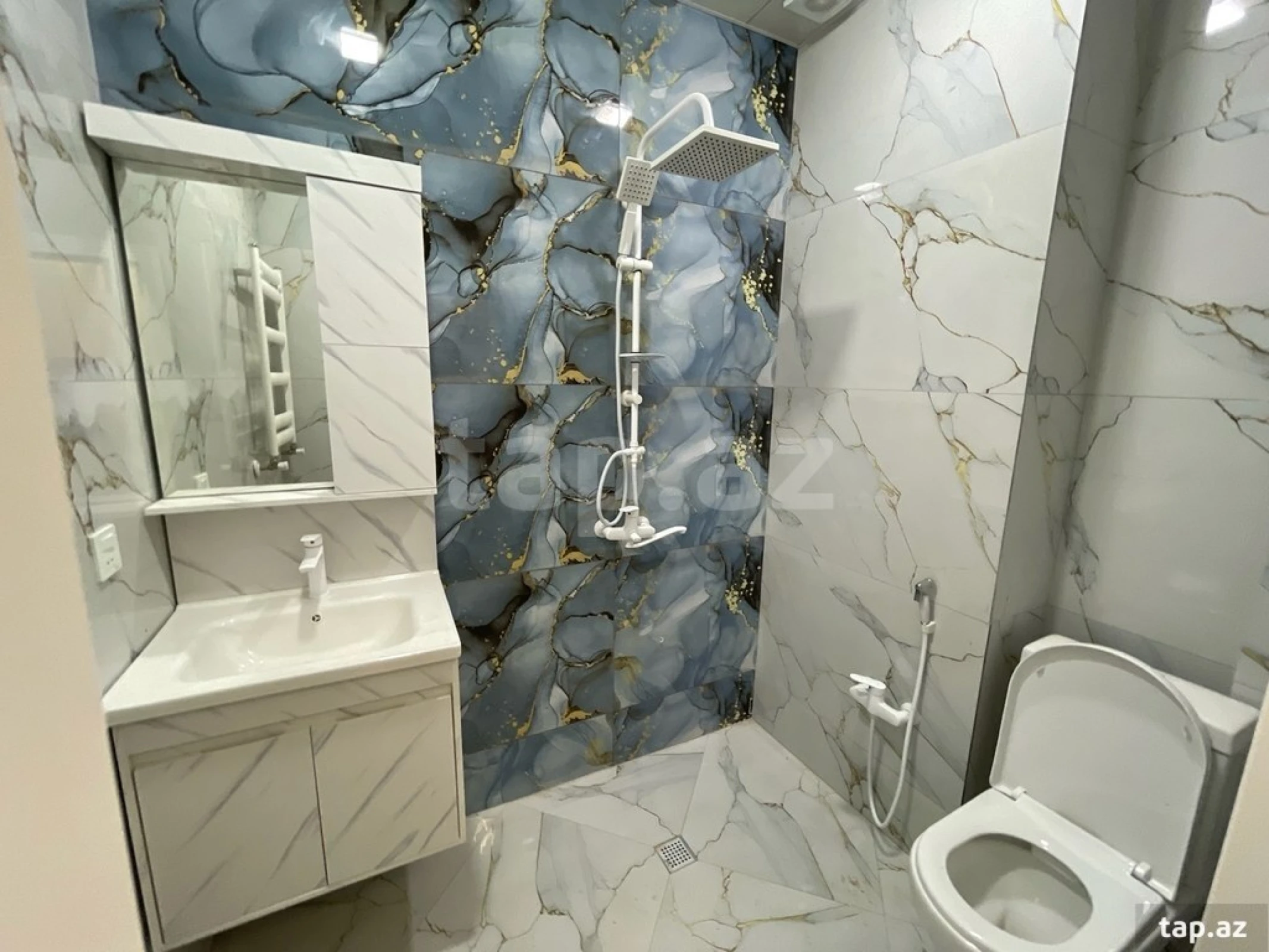 Satılır 3 otaqlı yeni tikili 64 m²