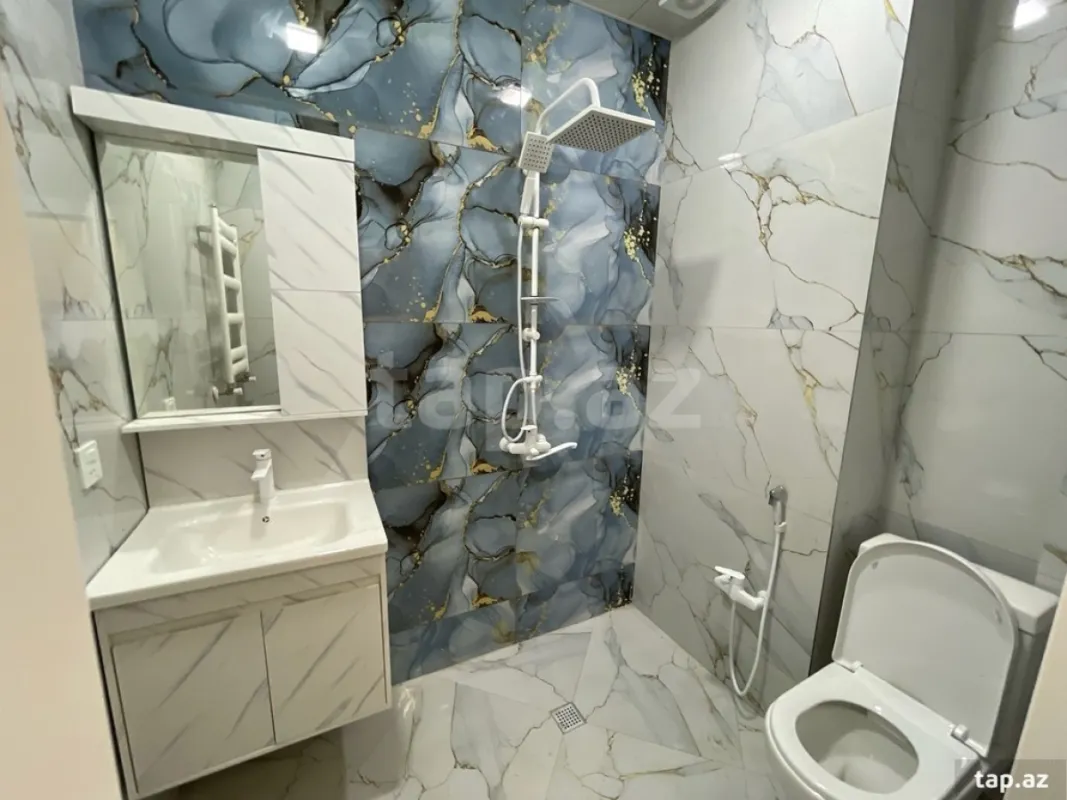 Satılır 3 otaqlı yeni tikili 64 m²